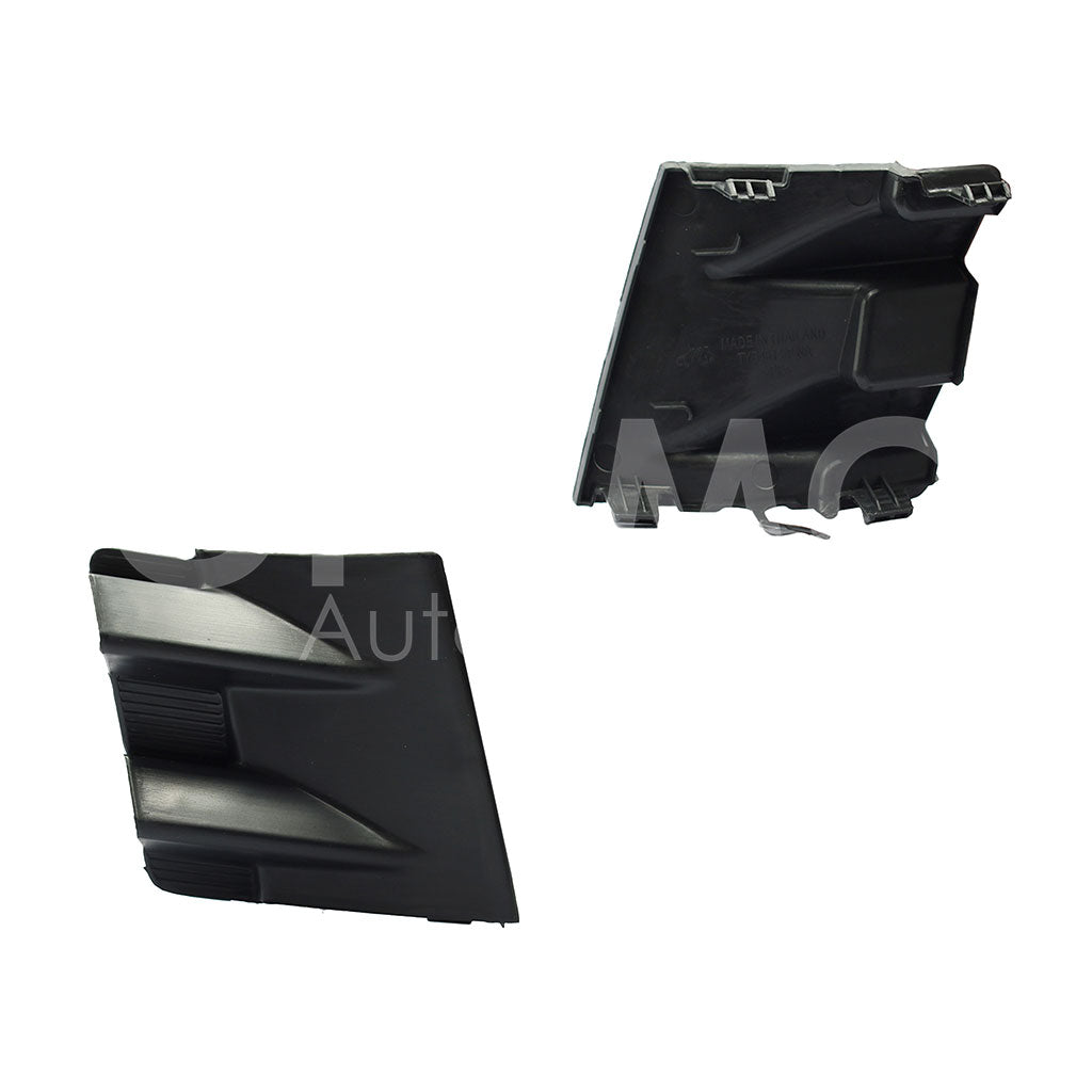 TOYOTA YARIS 2023 2024 2025 2026 TAPA PLASTICO DE REJILLA CENTRAL DEL P/GANCHO DE ARRASTRE