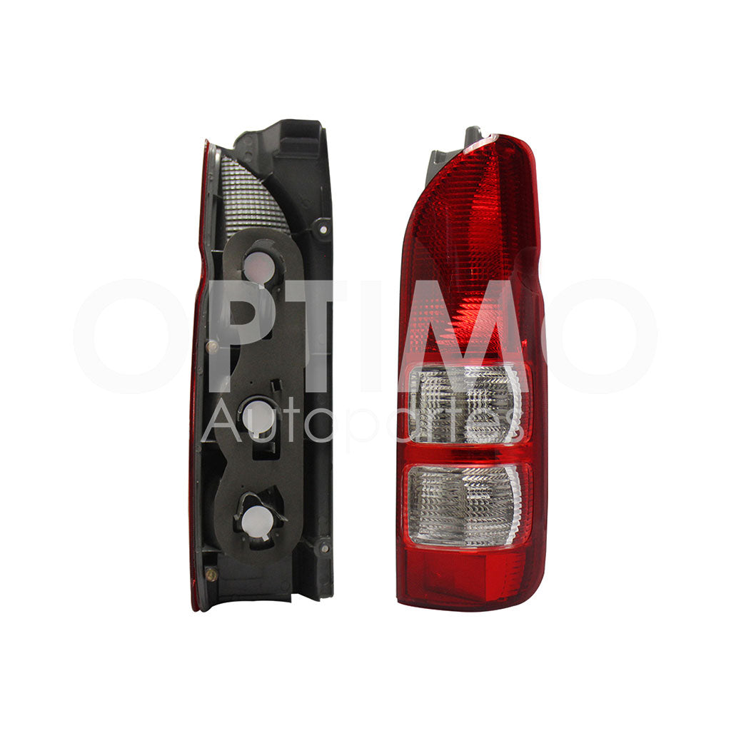 TOYOTA HIACE 2005 2006 2007 2008 2009 2010 2011 2012 2013 CALAVERA DER S/ARNES CLARA (ROJO/BLANCO/BLANCO)