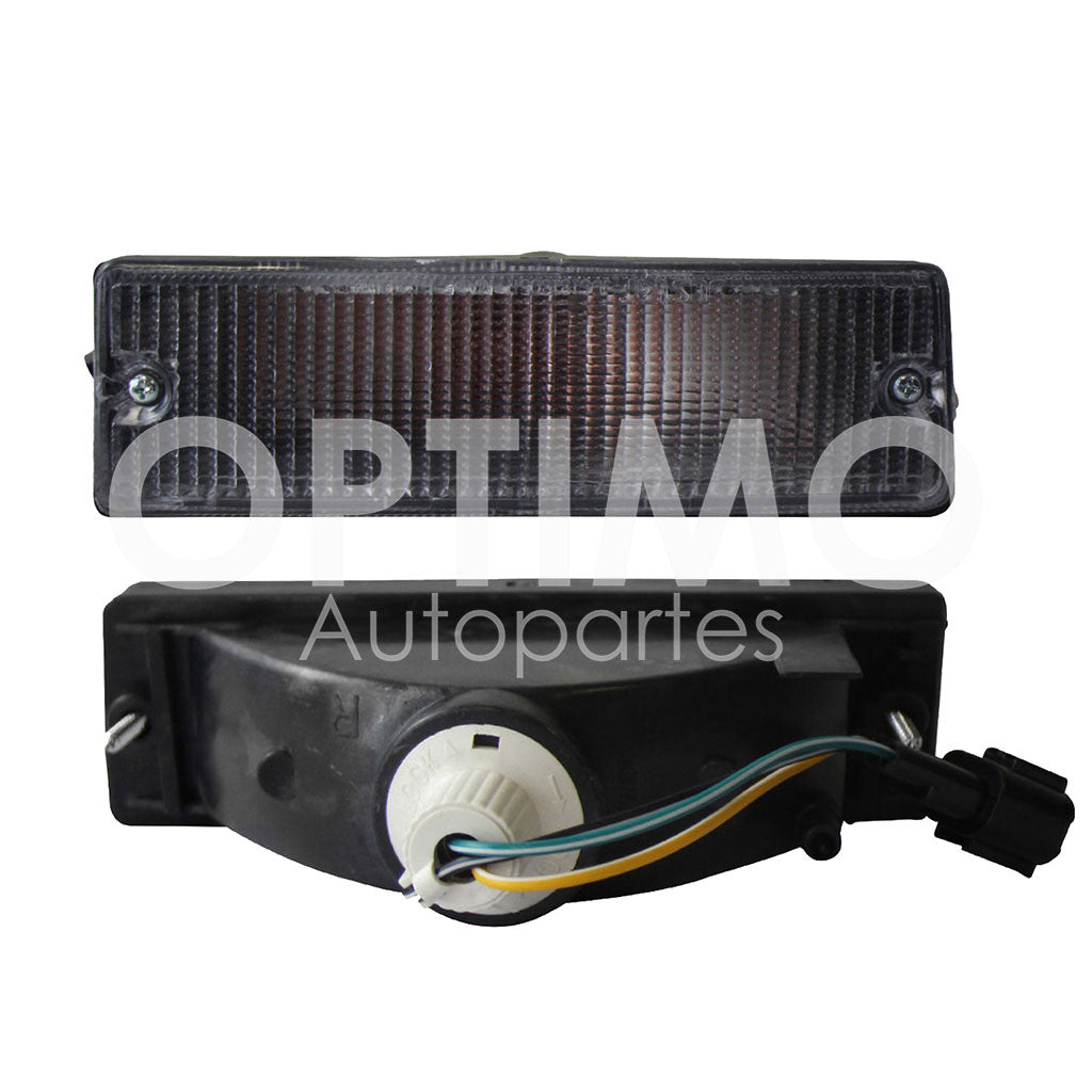 NISSAN D-21 2001 2002 2003 2004 2005 2006 2007 CUARTO FRONTAL DER BLANCO C/ARNES