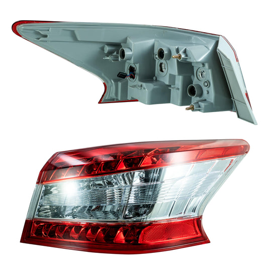 Calavera Derecha Exterior Compatible con SENTRA B17 2013 2014 2015 2016 S/ARNES C/LED (ROJO/BLANCO/ROJO)