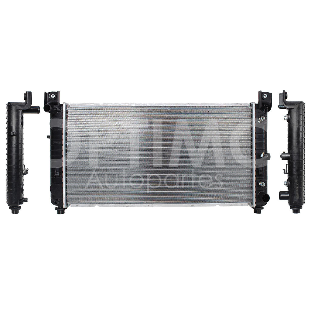 CHEVROLET SILVERADO 4.8L/5.3L 1999 2000 2001 2002 2003 2004 2005 2006 2007 2008 2009 2010 RADIADOR AGUA C/S AIRE AUT 880*470*26MM 2ENTRAS P/ACEITE (SIERRA) T/SOLDADO