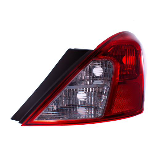 Calavera Derecha sin Arnes con Base compatible con Versa 2012 2013 2014 2015 2016 2017 2018 2019
