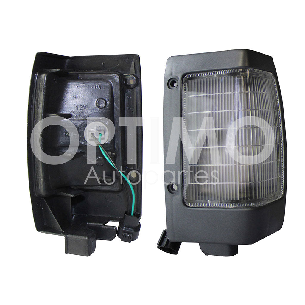 NISSAN D-21 2002 2003 2004 2005 2006 2007 CUARTO ESQ DER GRIS CLARO C/ARNES (EMP/2PZS)