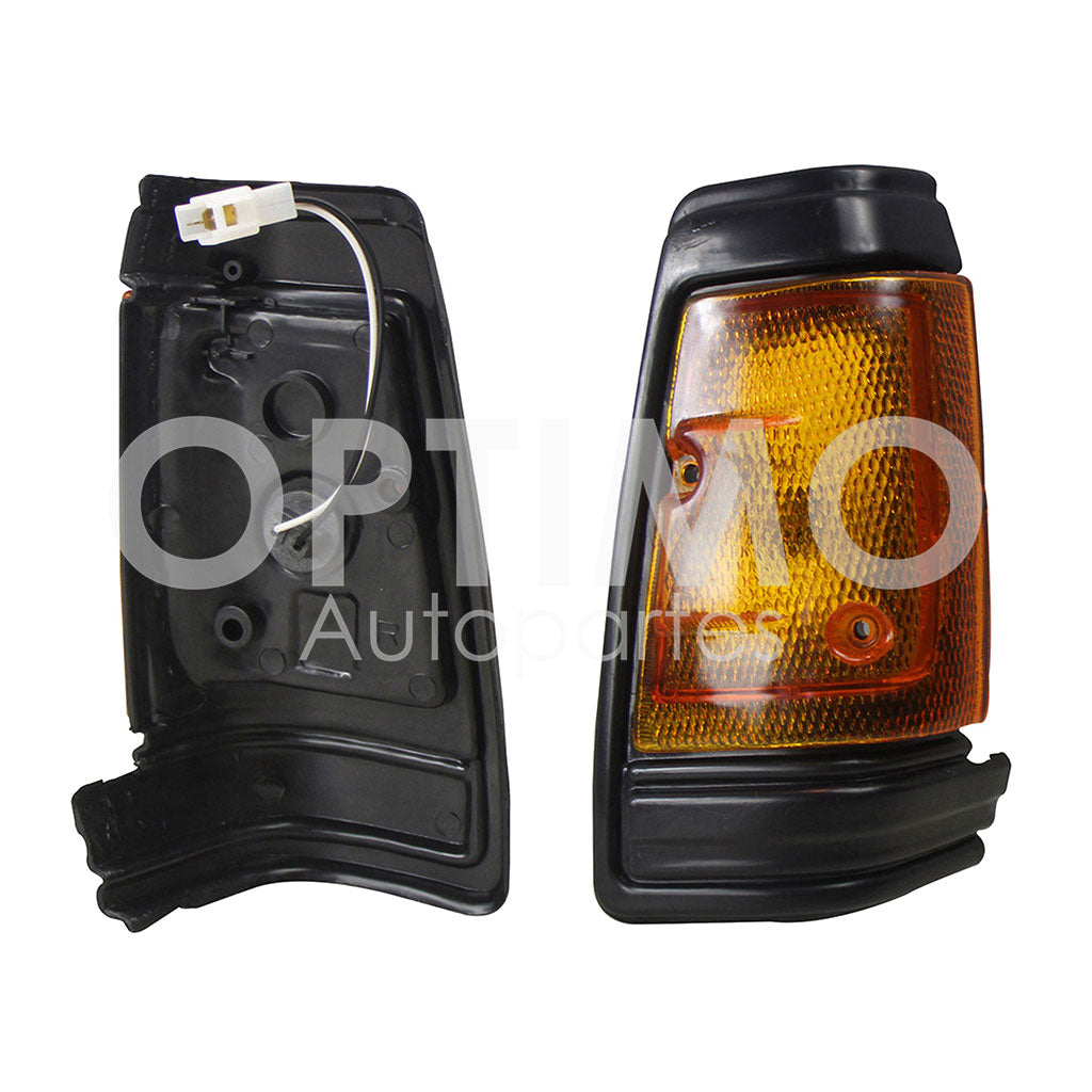 NISSAN 720 1992 1993 CUARTO ESQ DER NEGRO C/ARNES (EMP/2PZS)