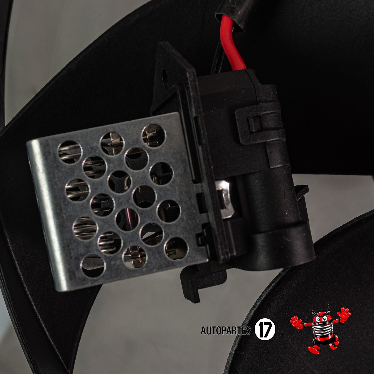 Moto Ventilador Compatible con AVEO 1.5L 2018 2019 2020 2021 2022 2023 C/S AIRE > Sin Tolva > Con Resistencia 3PIN (MOTOR/ASPA)